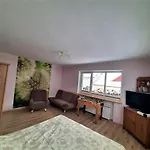 Kosciuszko Apartment *