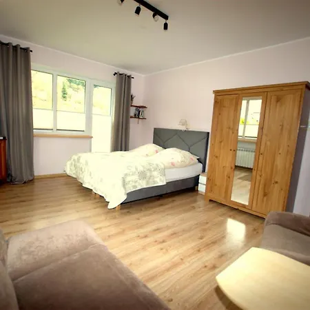 Kosciuszko Apartment *